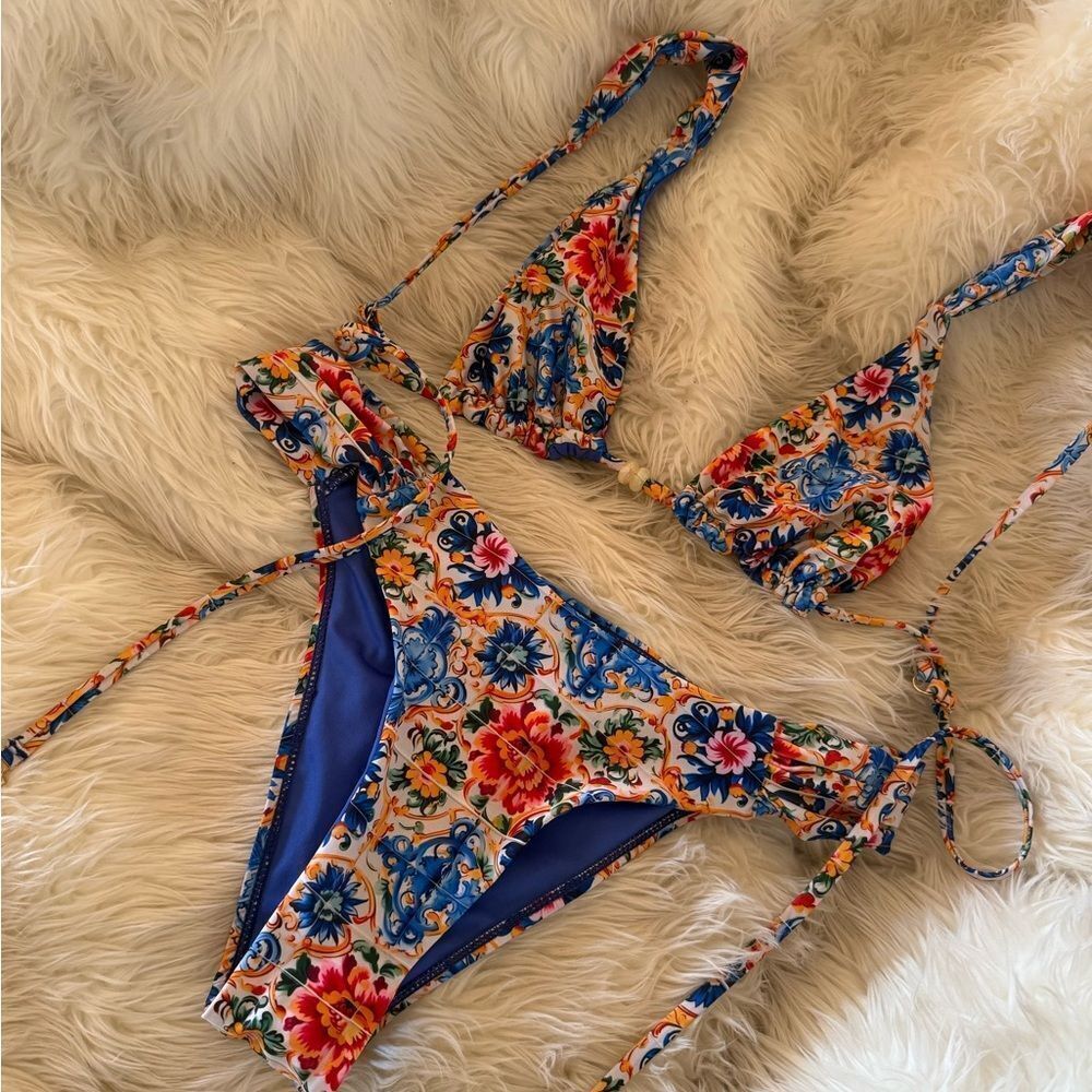 Colorful Floral Bikini Set - Picture 2 of 2